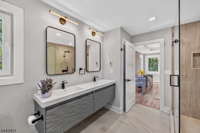 94 Parsippany Rd 1, Hanover Twp., NJ 07981