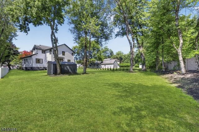 94 Parsippany Rd 1, Hanover Twp., NJ 07981