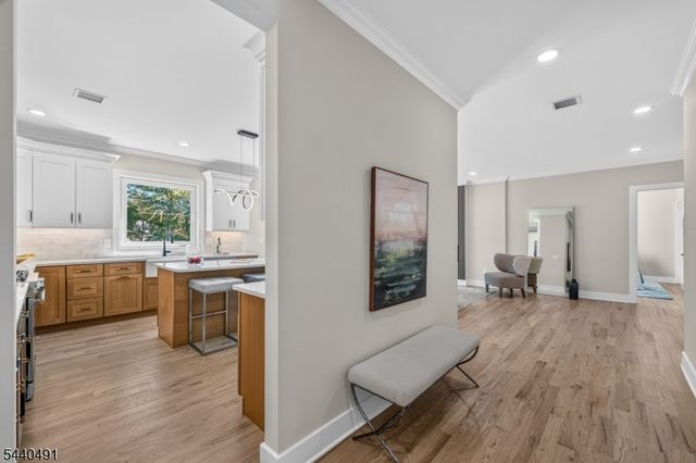 94 Parsippany Rd 1, Hanover Twp., NJ 07981