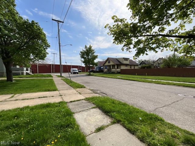 1257 E 170th Street, Cleveland, OH 44110