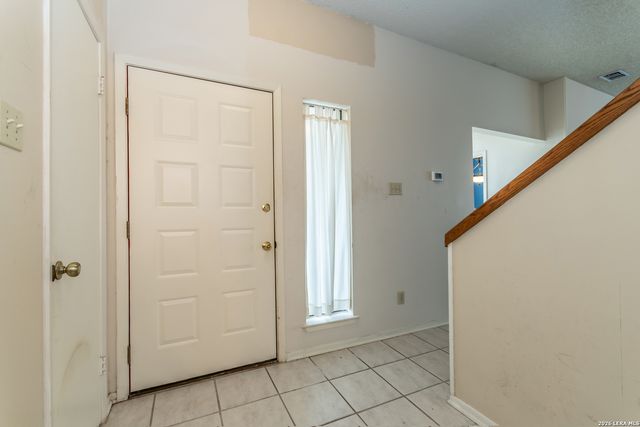 829 W Bitters Rd Apt 401, San Antonio, TX 78216