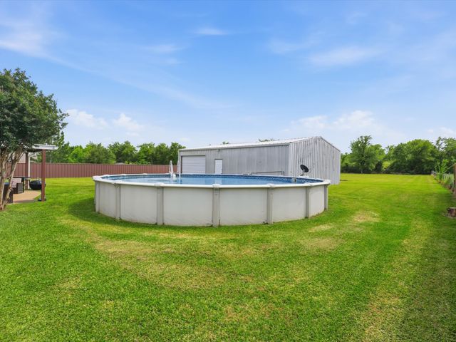 636 E Eubank Street, Mabank, TX 75147
