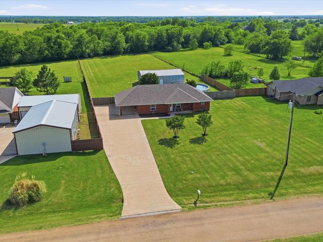 636 E Eubank Street, Mabank, TX 75147
