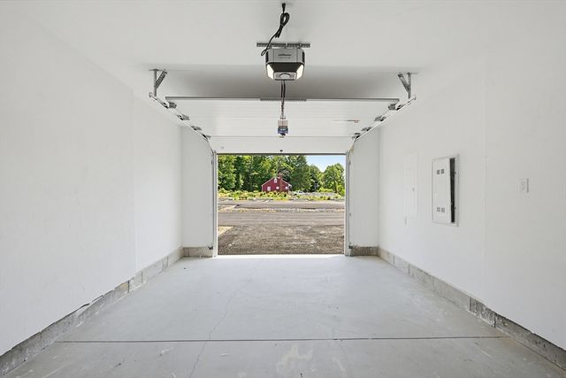 321 Winthrop Street 105, Taunton, MA 02780