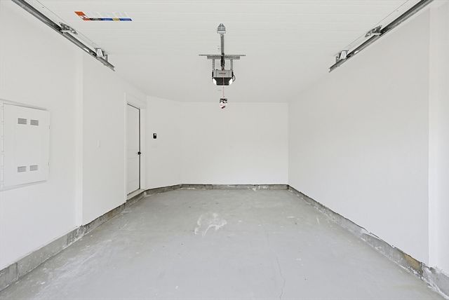 321 Winthrop Street 105, Taunton, MA 02780