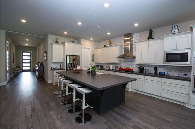 4143 Shackleton Court, Iowa Colony, TX 77583