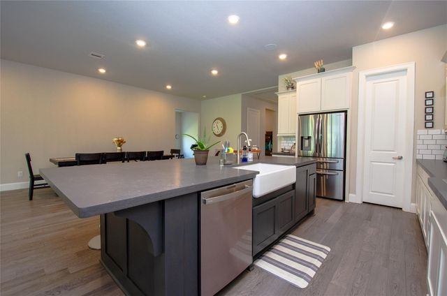 4143 Shackleton Court, Iowa Colony, TX 77583