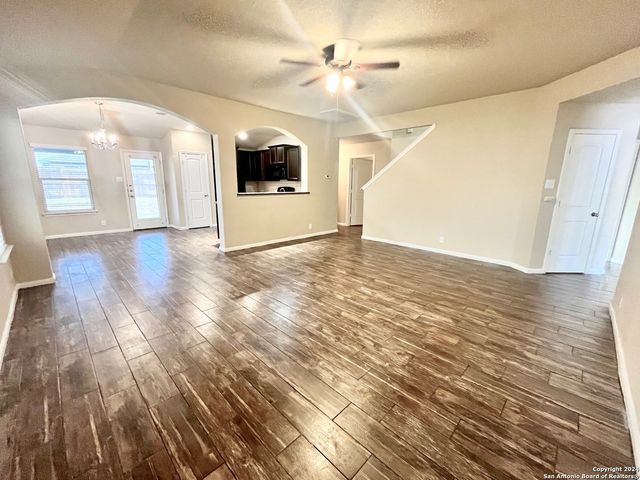 738 Great Oaks, New Braunfels, TX 78130