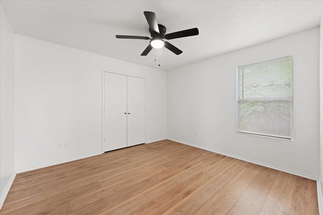 702 Lowe Drive, Cedar Hill, TX 75104