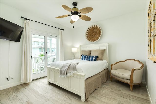 3819 Conch, Galveston, TX 77554