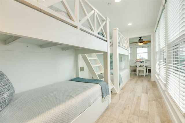 3819 Conch, Galveston, TX 77554