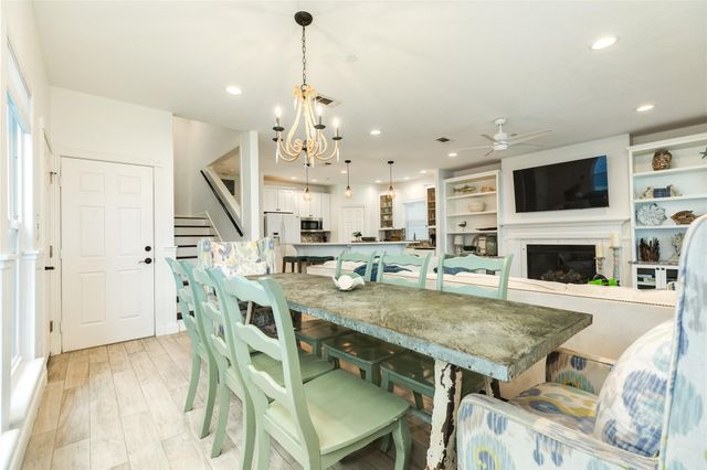 3819 Conch, Galveston, TX 77554