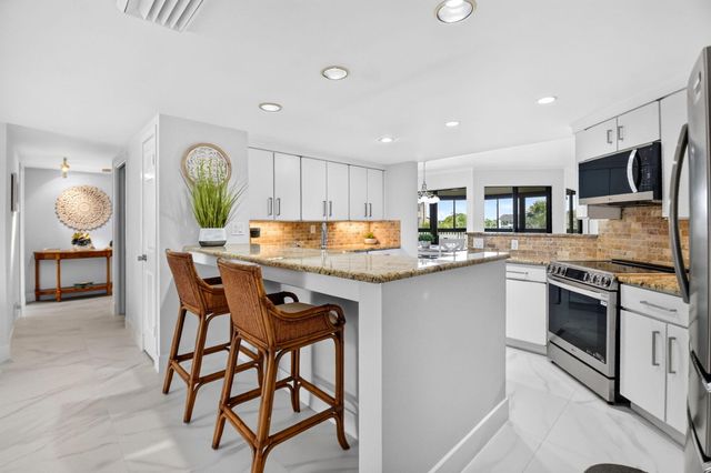 1149 Marine Way E G3L, North Palm Beach, FL 33408