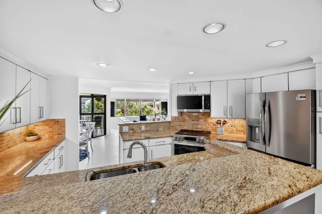1149 Marine Way E G3L, North Palm Beach, FL 33408