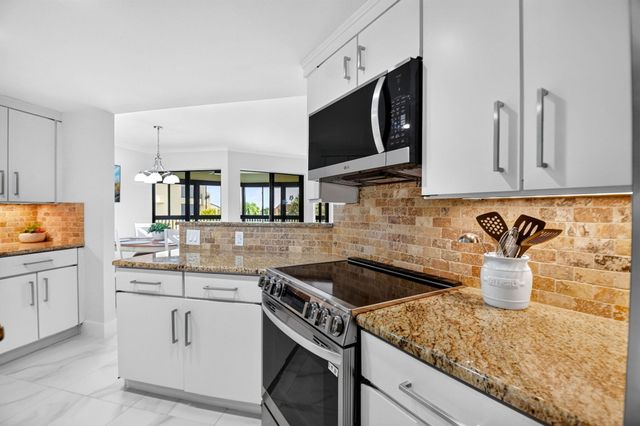 1149 Marine Way E G3L, North Palm Beach, FL 33408
