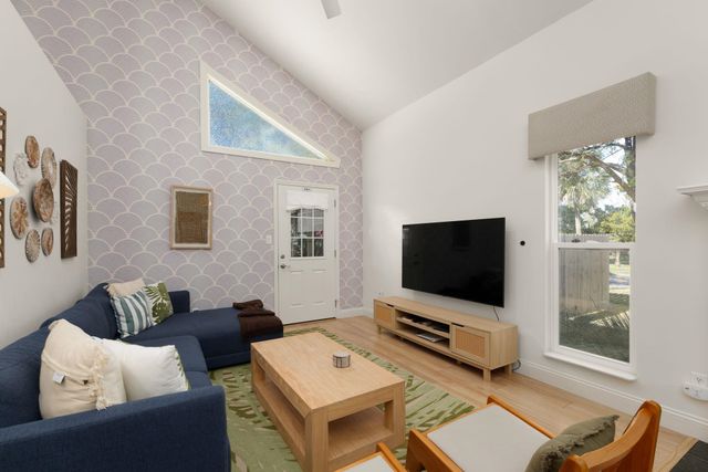 201 Kenan St, St Augustine, FL 32080