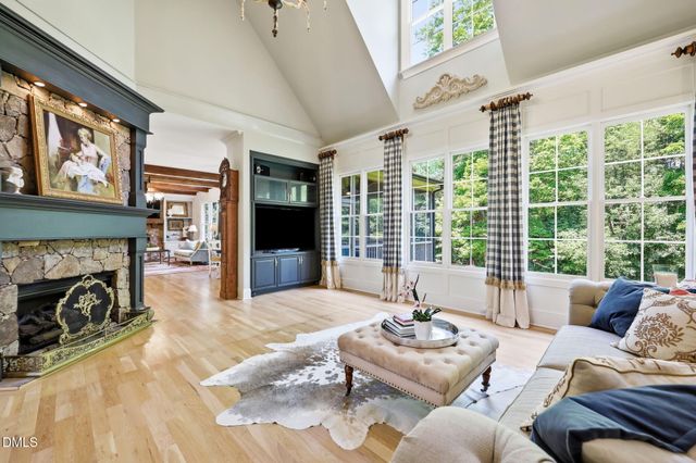 2901 Allansford Lane, Raleigh, NC 27613