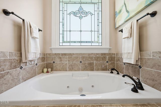 2901 Allansford Lane, Raleigh, NC 27613