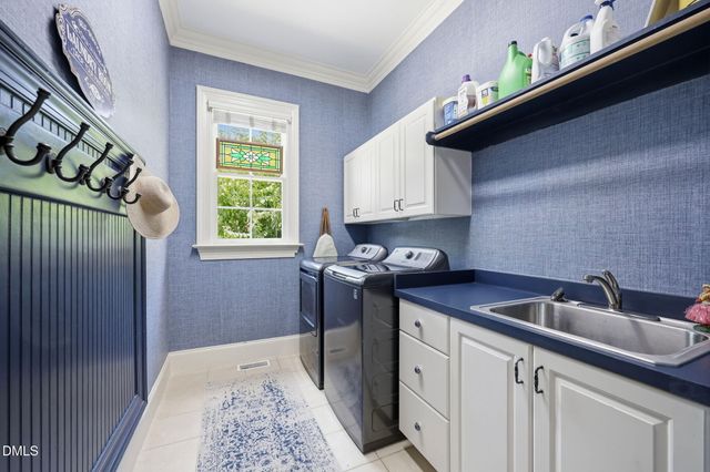 2901 Allansford Lane, Raleigh, NC 27613