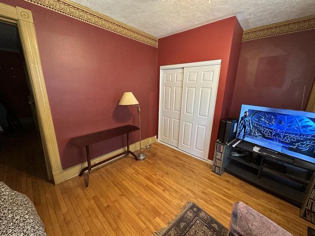 1711 E Belleview PLACE, Milwaukee, WI 53211