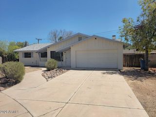 133 E DEL RIO Drive, Tempe, AZ 85282