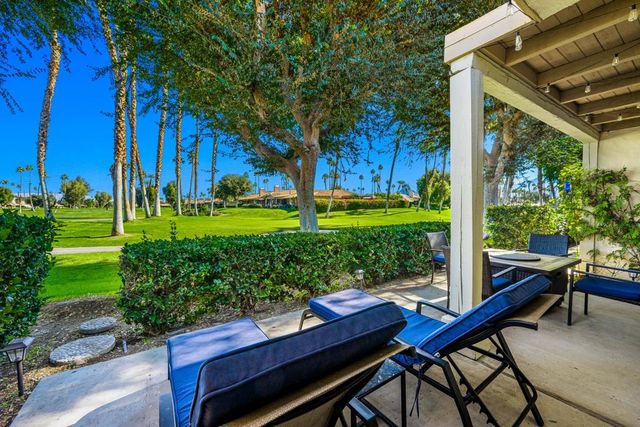 146 Las Lomas, Palm Desert, CA 92260