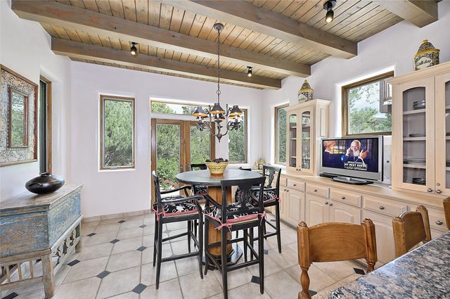 409 Brownell Howland Road, Santa Fe, NM 87501