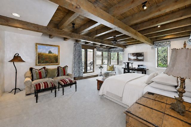 409 Brownell Howland Road, Santa Fe, NM 87501