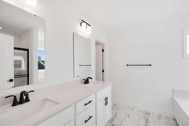 4892 Noble Drive NW, Rochester, MN 55901