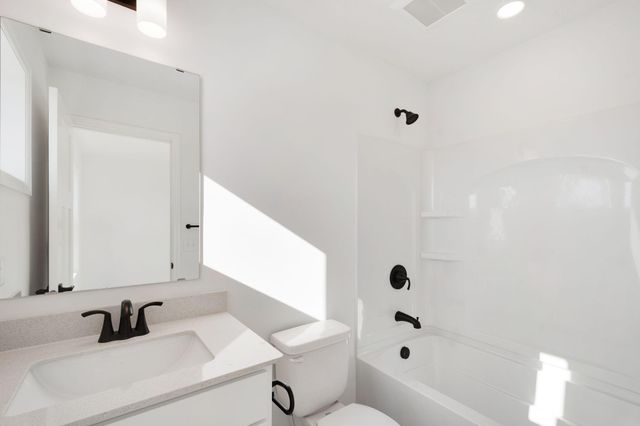 4892 Noble Drive NW, Rochester, MN 55901