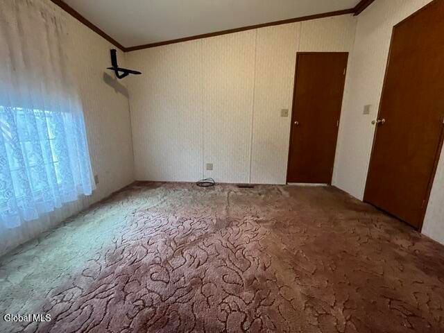 52 2nd Avenue, Hadley, NY 12835