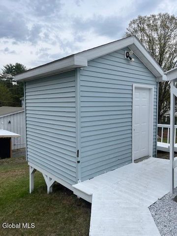 52 2nd Avenue, Hadley, NY 12835