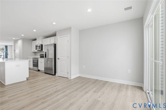 2264 Palm Ct, Sandston, VA 23150