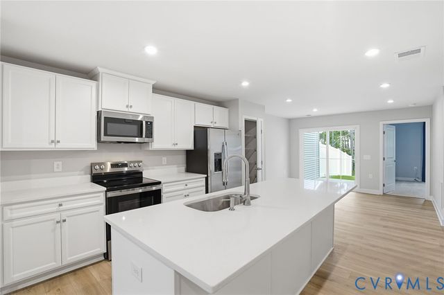 2264 Palm Ct, Sandston, VA 23150