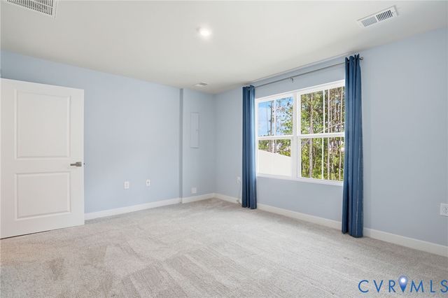 2264 Palm Ct, Sandston, VA 23150