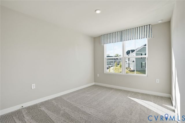 2264 Palm Ct, Sandston, VA 23150