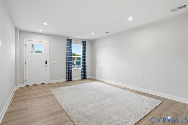 2264 Palm Ct, Sandston, VA 23150