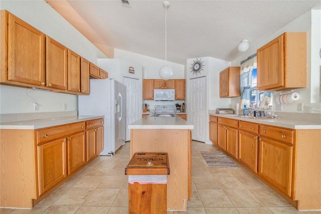 5820 ROYAL HILLS CIRCLE, Winter Haven, FL 33881