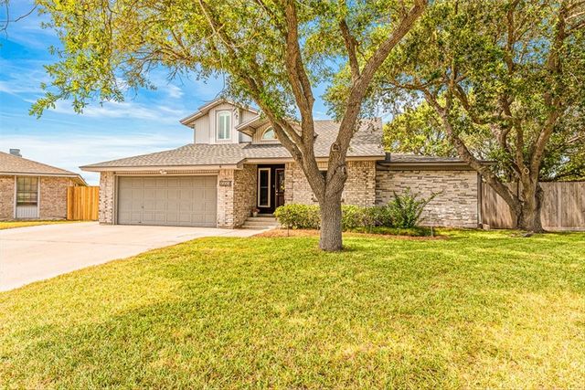 2204 Pinyon Dr, Portland, TX 78374