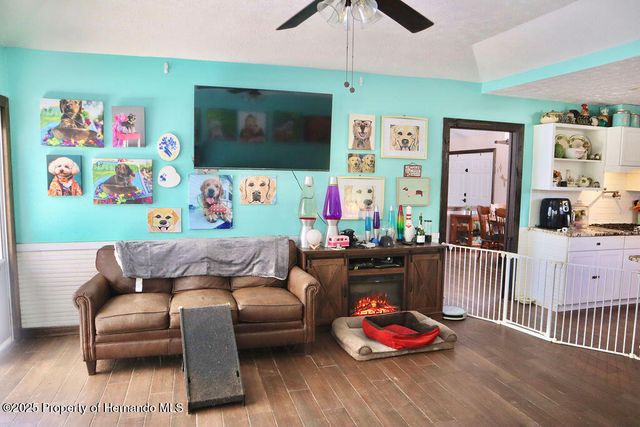 175 S Thayer Avenue, Lecanto, FL 34461