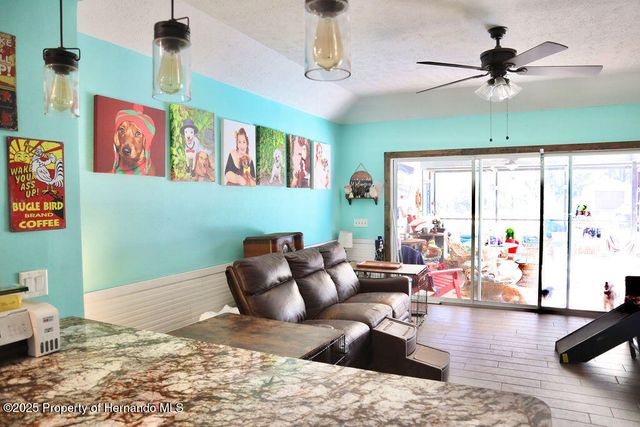 175 S Thayer Avenue, Lecanto, FL 34461