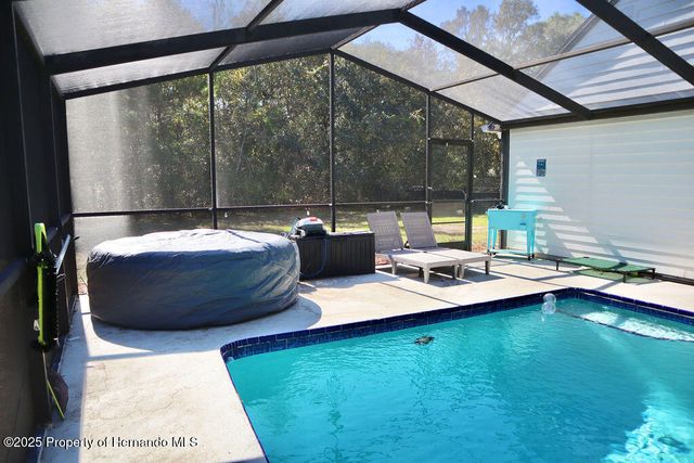 175 S Thayer Avenue, Lecanto, FL 34461