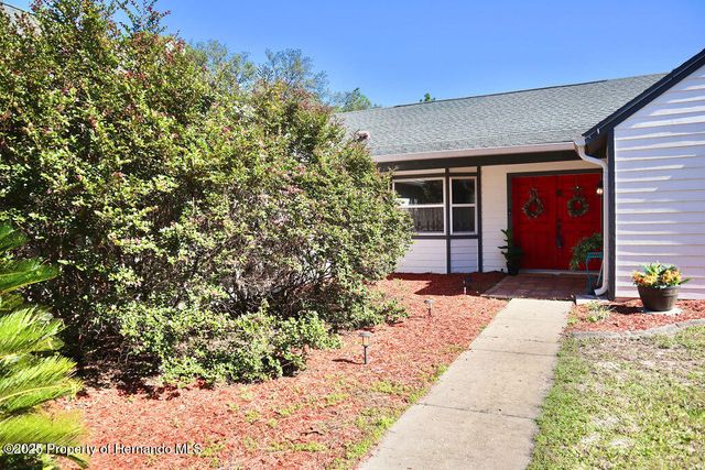 175 S Thayer Avenue, Lecanto, FL 34461