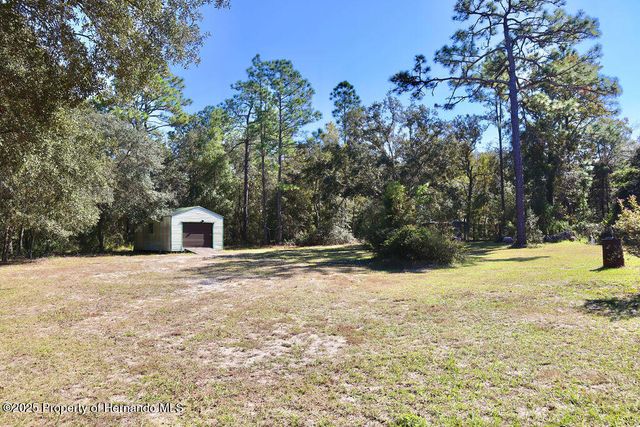 175 S Thayer Avenue, Lecanto, FL 34461