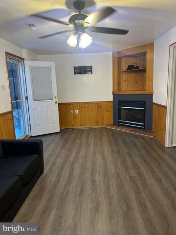 5331 LAROCHELLE CT, Alexandria, VA 22315