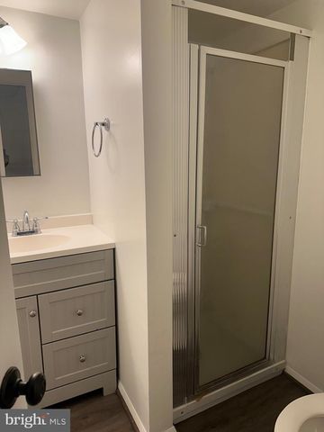 5331 LAROCHELLE CT, Alexandria, VA 22315