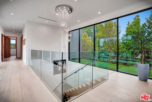 15602 Morrison Street, Sherman Oaks, CA 91403
