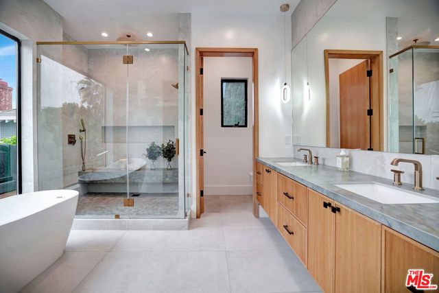 15602 Morrison Street, Sherman Oaks, CA 91403