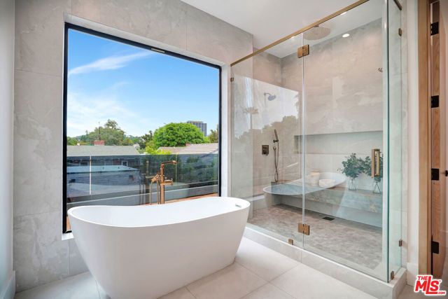 15602 Morrison Street, Sherman Oaks, CA 91403