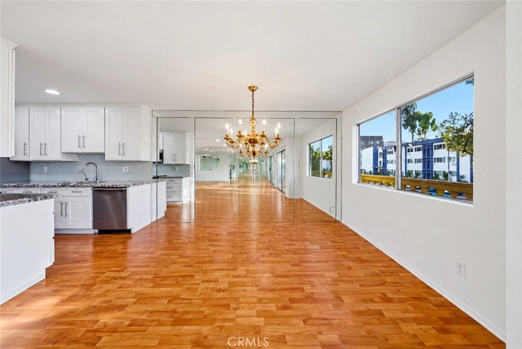 5400 Lindley Avenue 101, Encino, CA 91316 — photo 4